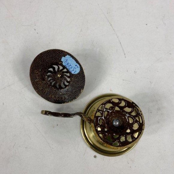 Vintage Oppenheim Gold Tone Enamel Brass Scorpio Print Saccharin Dispenser w/Lid - Picture 6 of 6